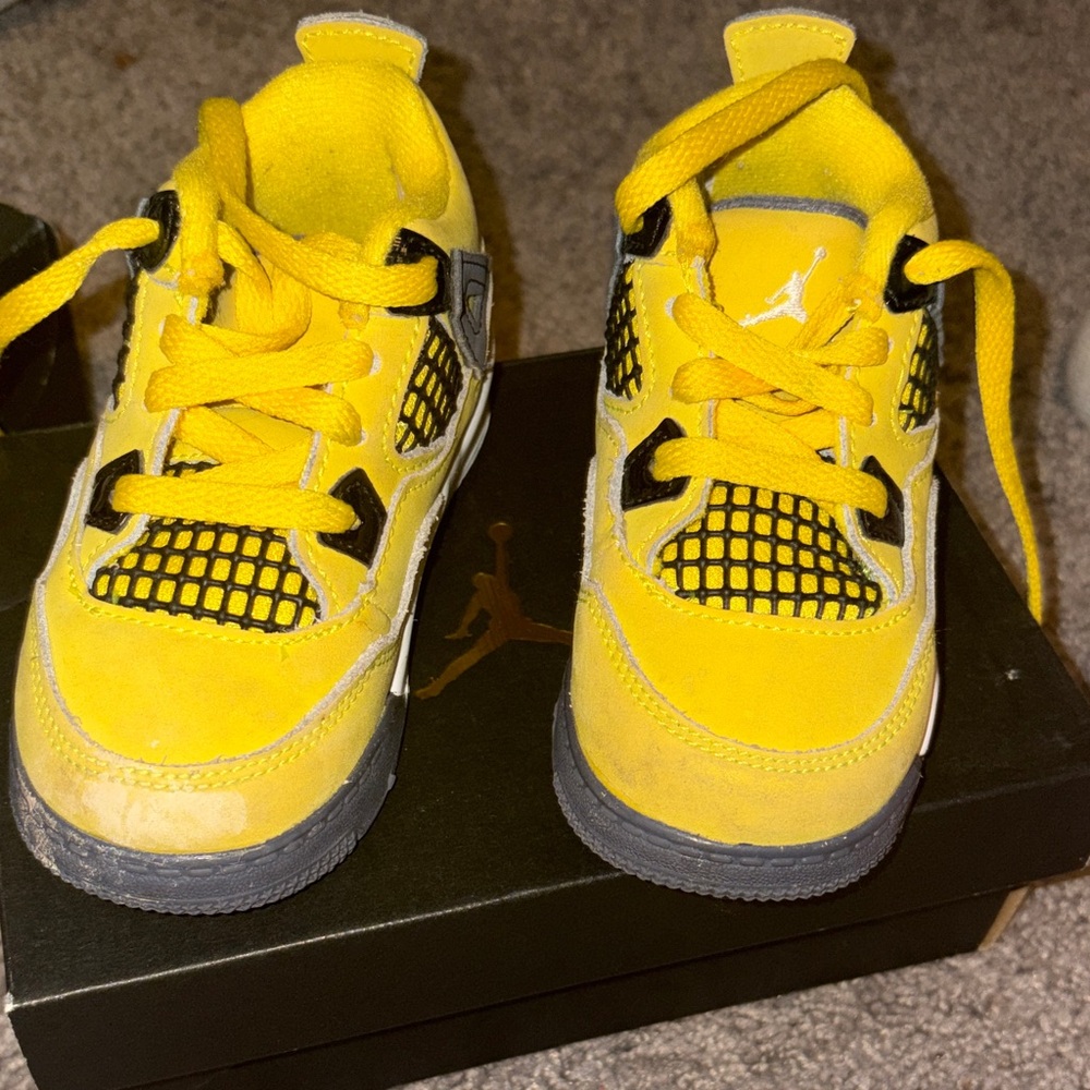 Jordan Kids Yellow and Black Sneakers